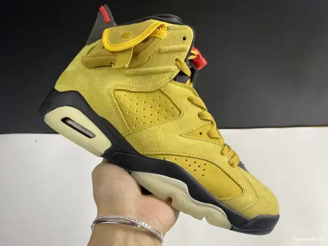 TRAVIS 6 SCOTT JORDAN YELLOW AIR CN1084-300 X 0415